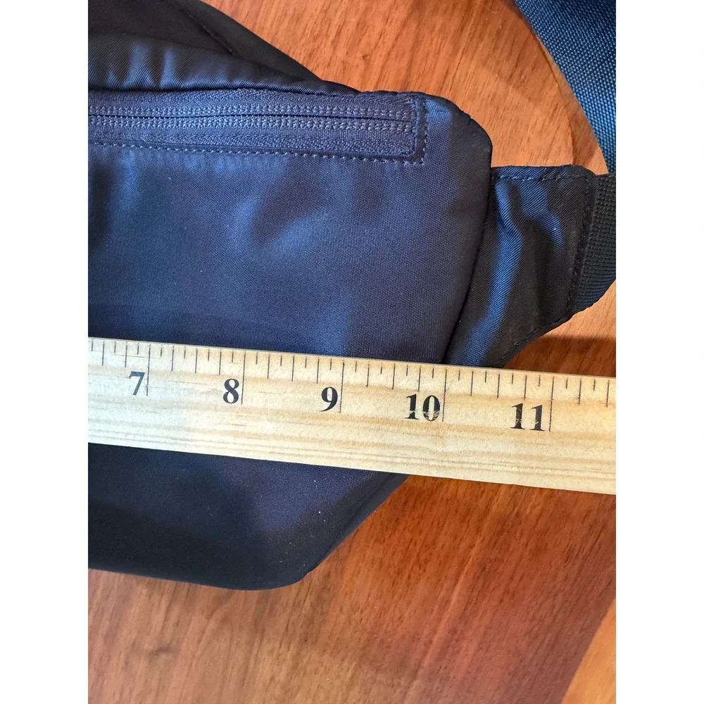 Lululemon City Adventurer Belt Bag 2.5L Black Travel